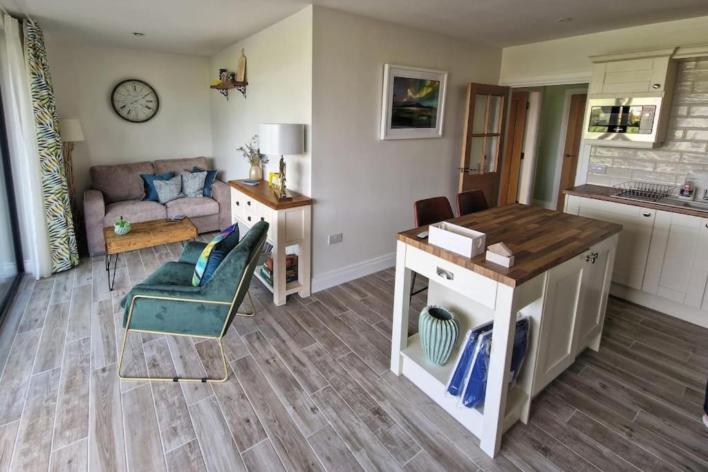 Gleann Ciuin Apartment Ballymartin Exterior photo